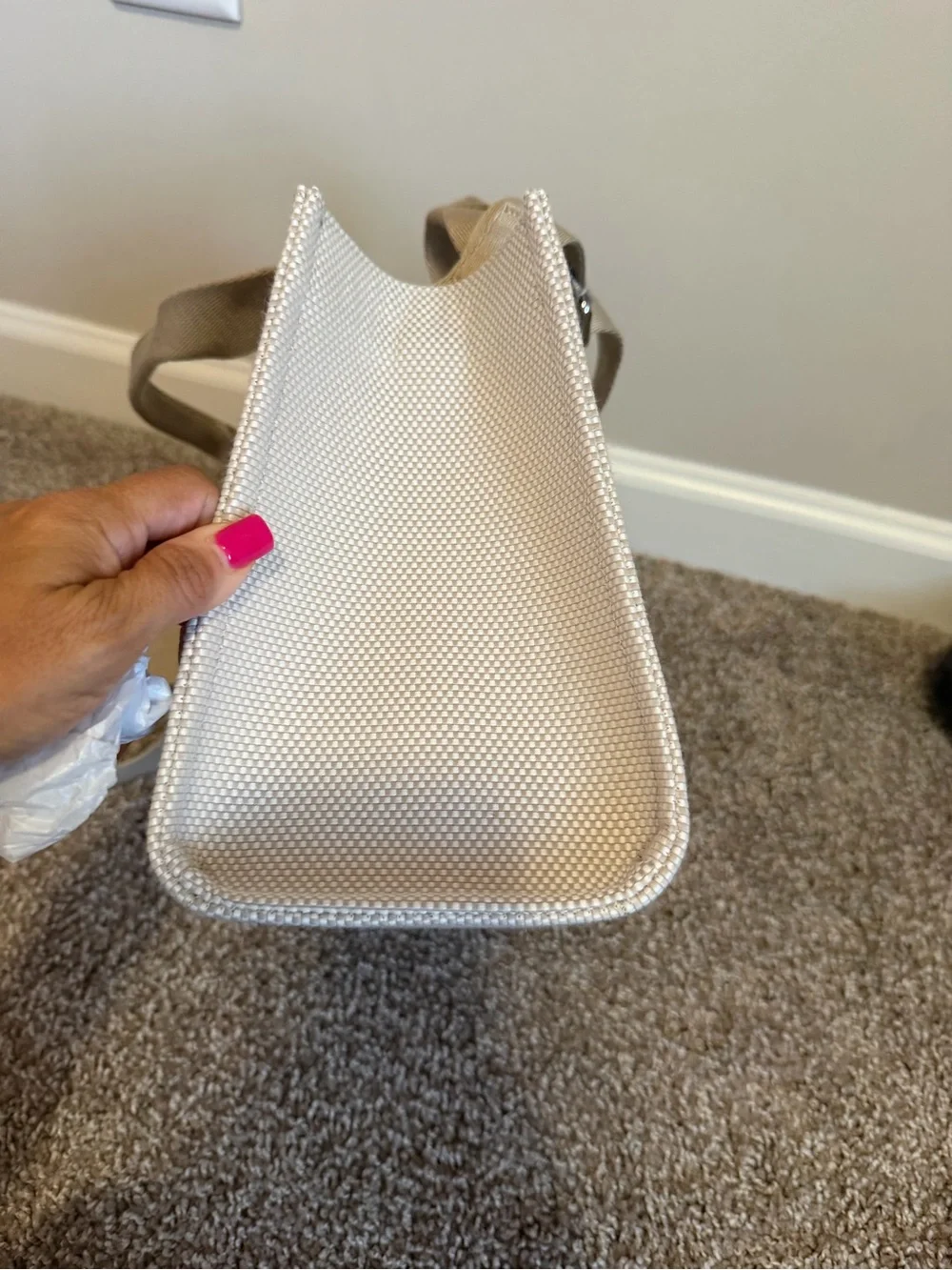 NWT Lululemon Two-Tone Canvas Mini Tote Bag 4.5L Mojave tan light ivory